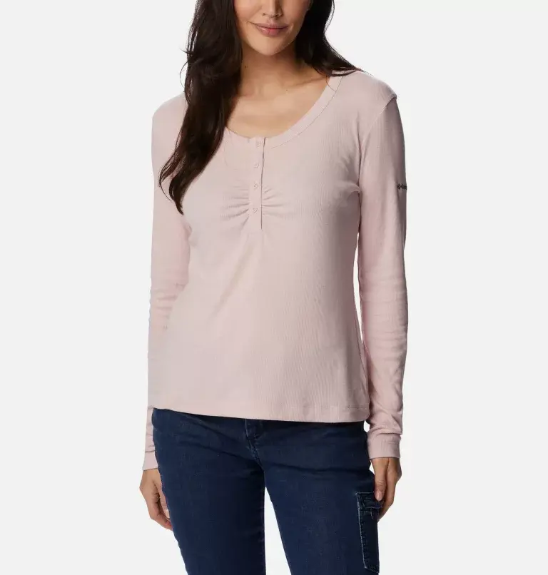 Columbia Women's Calico Basin™ Ribbed Long Sleeve Shirt. 1