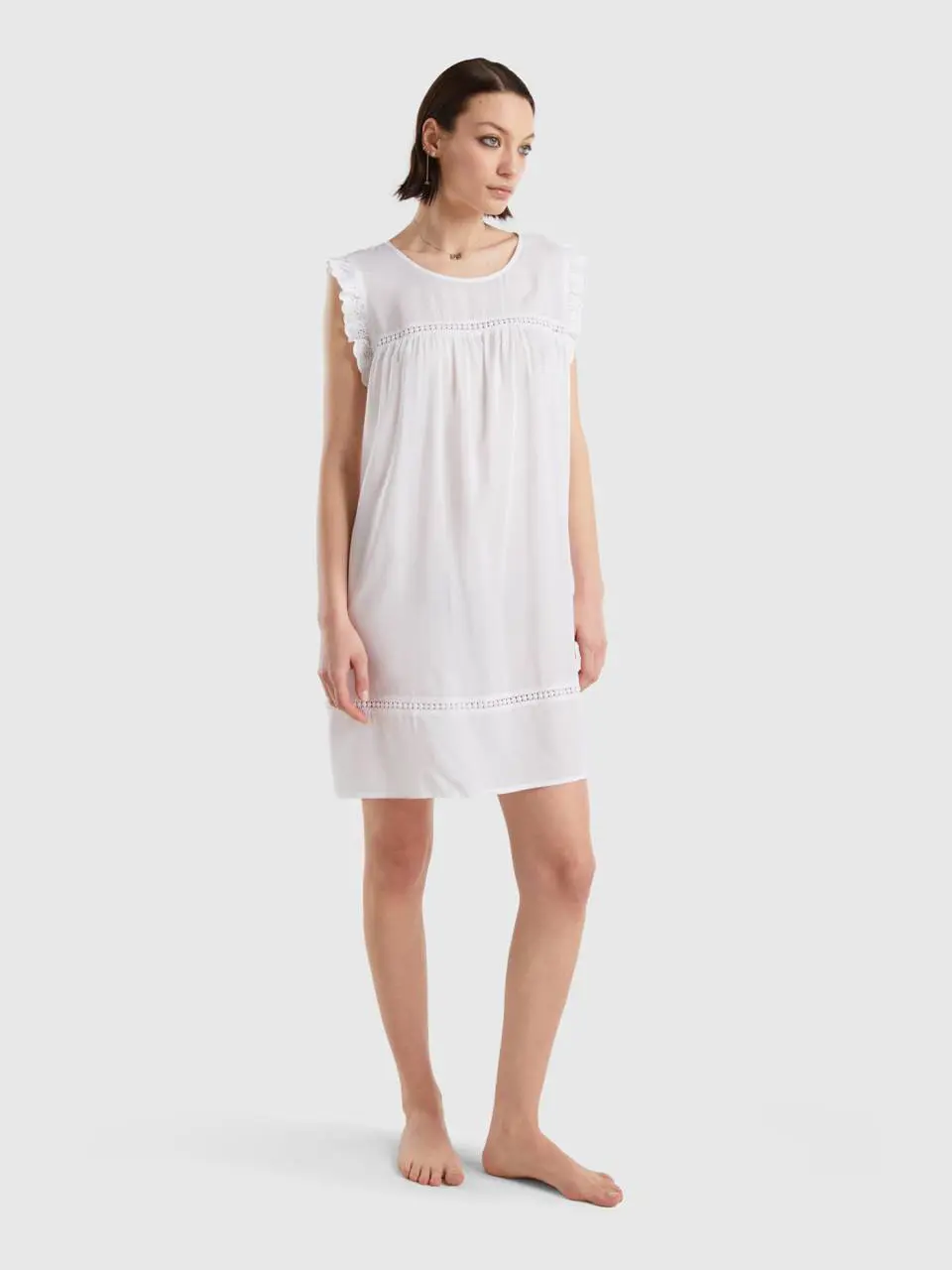 Benetton nightshirt with embroidery. 1