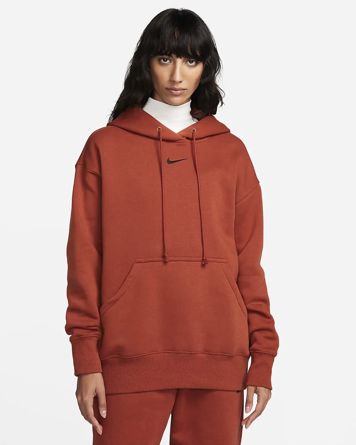 Nike Sportswear Phoenix Fleece. 1