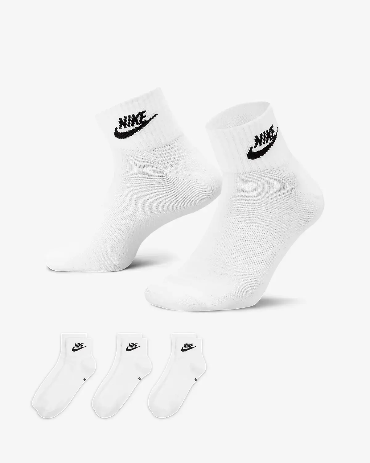 Nike Everyday Essential. 1