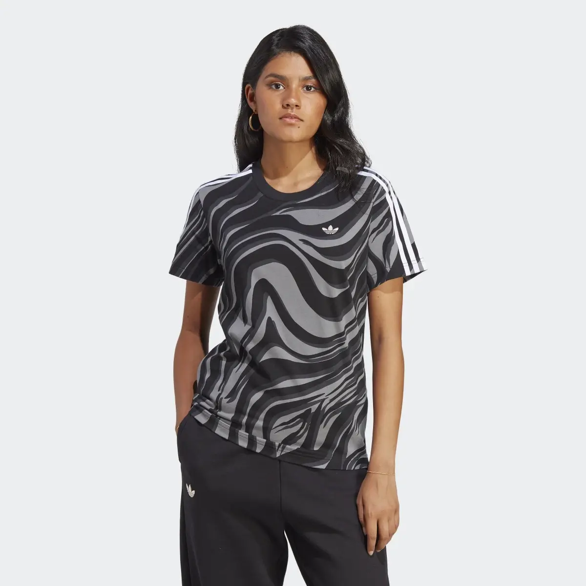 Adidas T-shirt à imprimé animal abstrait intégral. 2