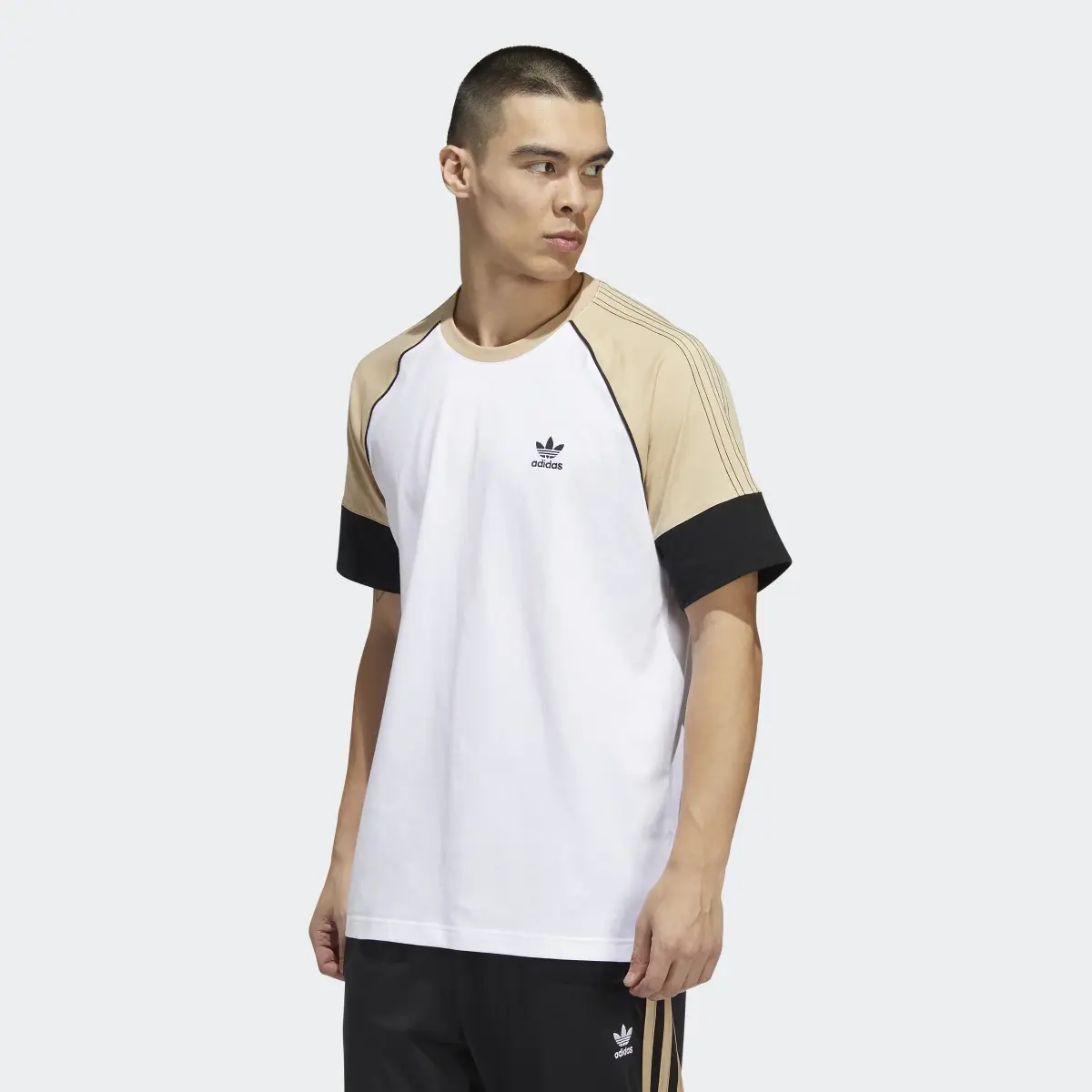 Adidas T-shirt à manches courtes SST. 2
