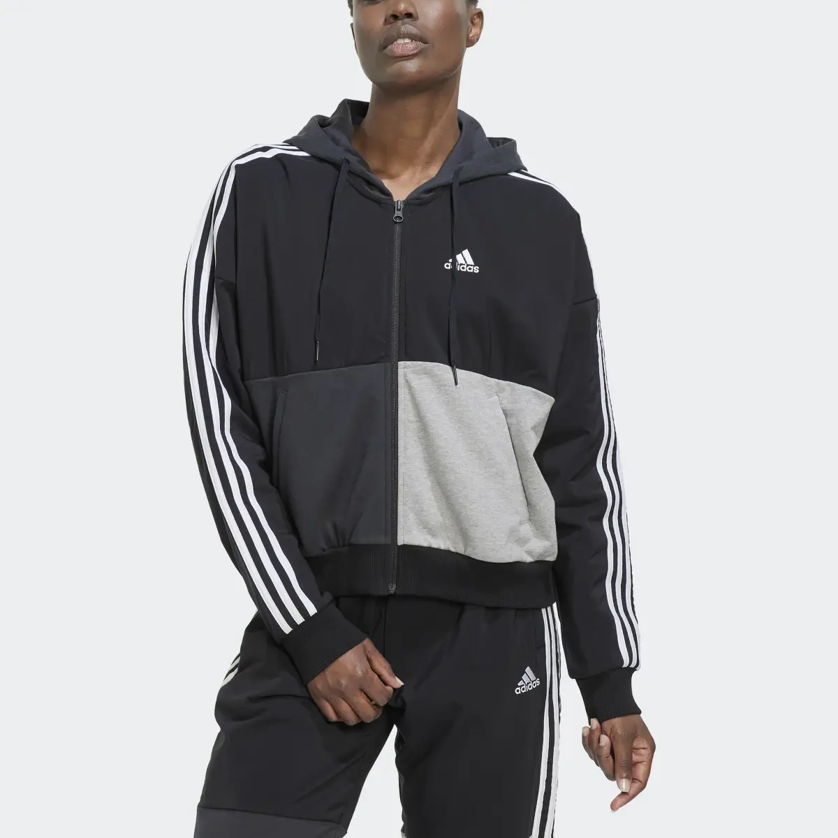 Adidas Veste à capuche entièrement zippée Essentials 3-Stripes Colorblock. 1