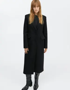 Wool coat with embossed lapels