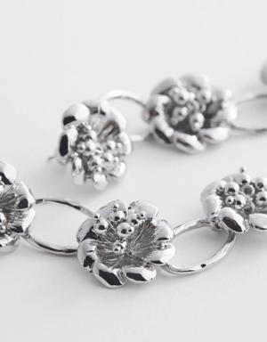 Flower pendant earrings