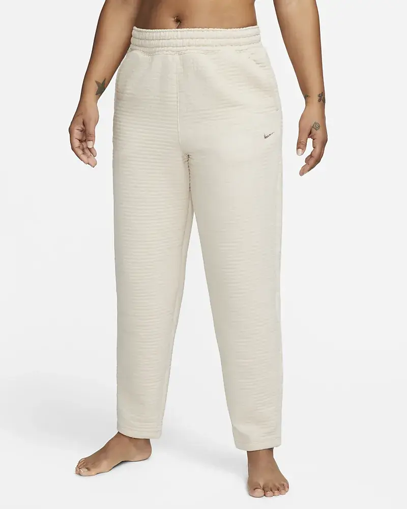 Nike Yoga Luxe. 1 Nike Yoga Luxe. 1