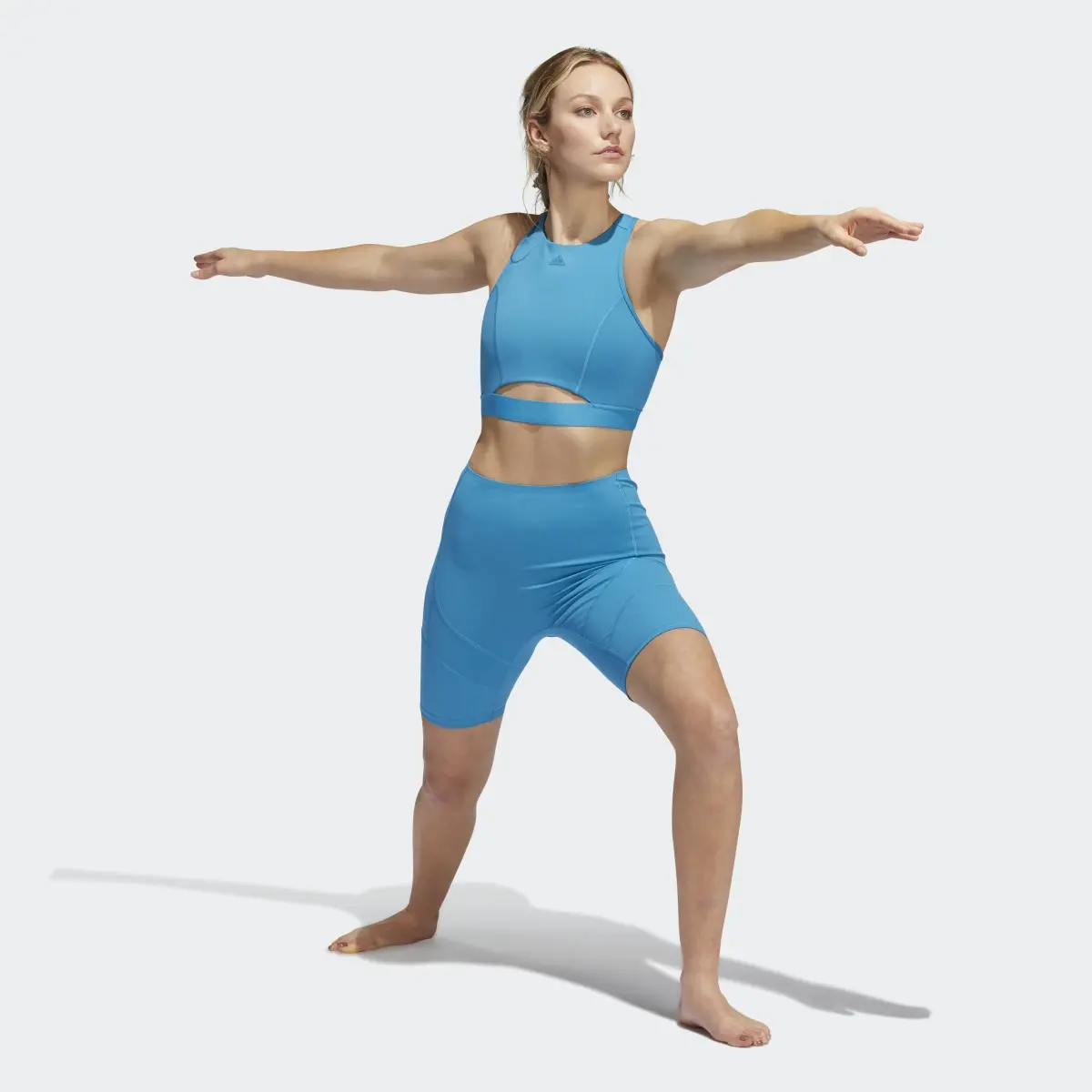 Adidas Yoga 4 Elements Studio Pocket Short Tights. 3