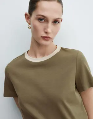 Contrasting collar cotton t-shirt