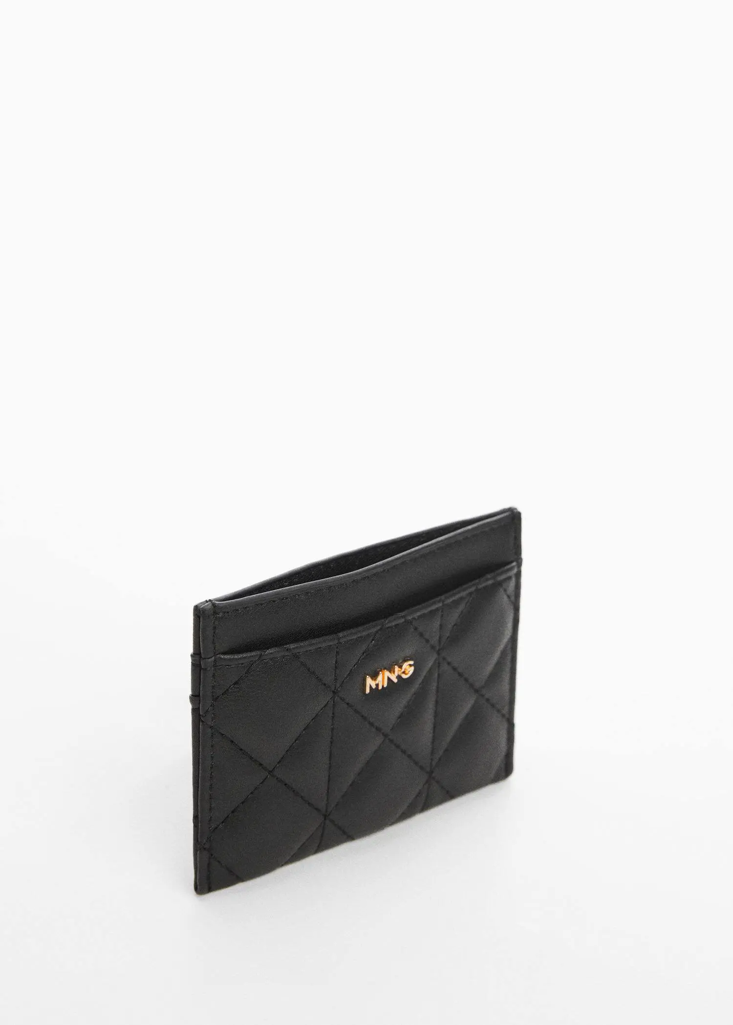 Mango Quilted cardholder with logo. 1