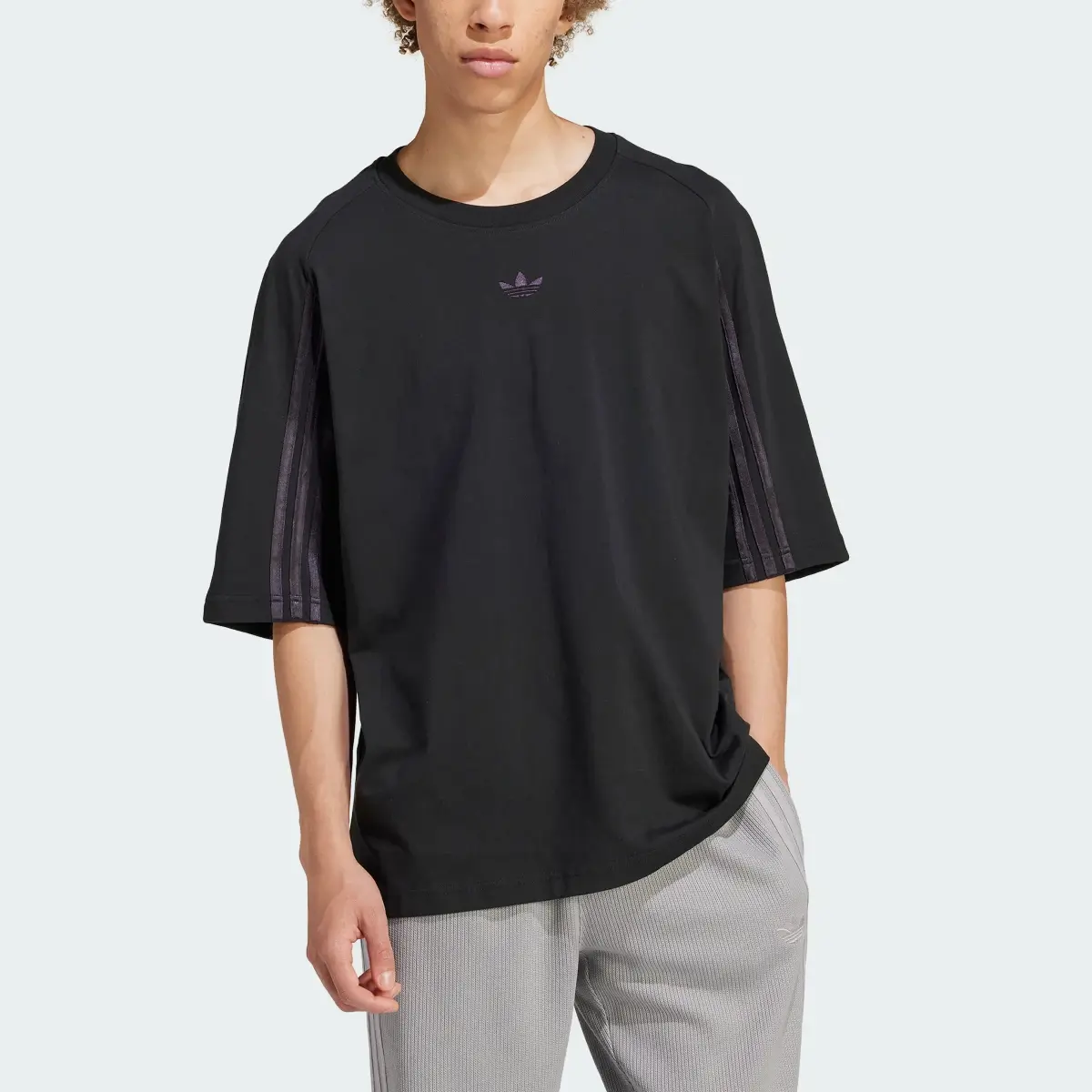 Adidas Raglan Cutline T-Shirt. 1