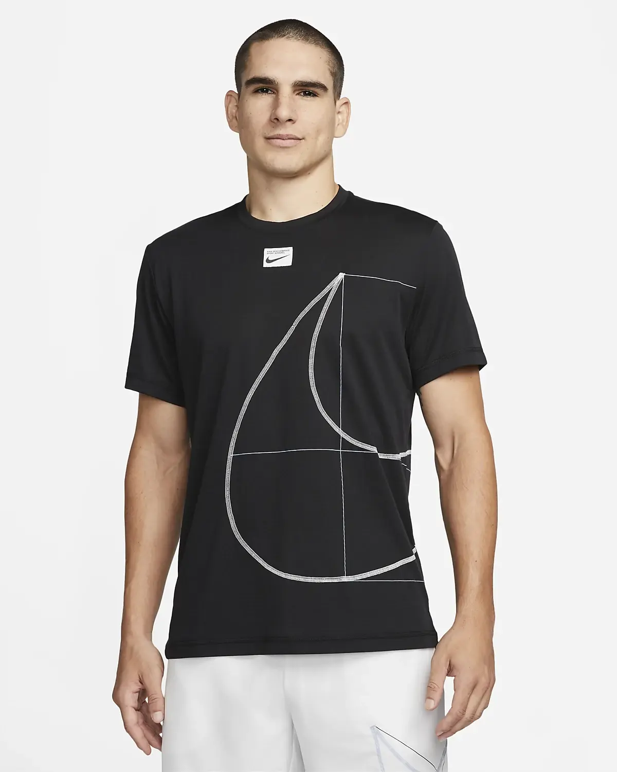 Nike Dri-FIT Q5. 1