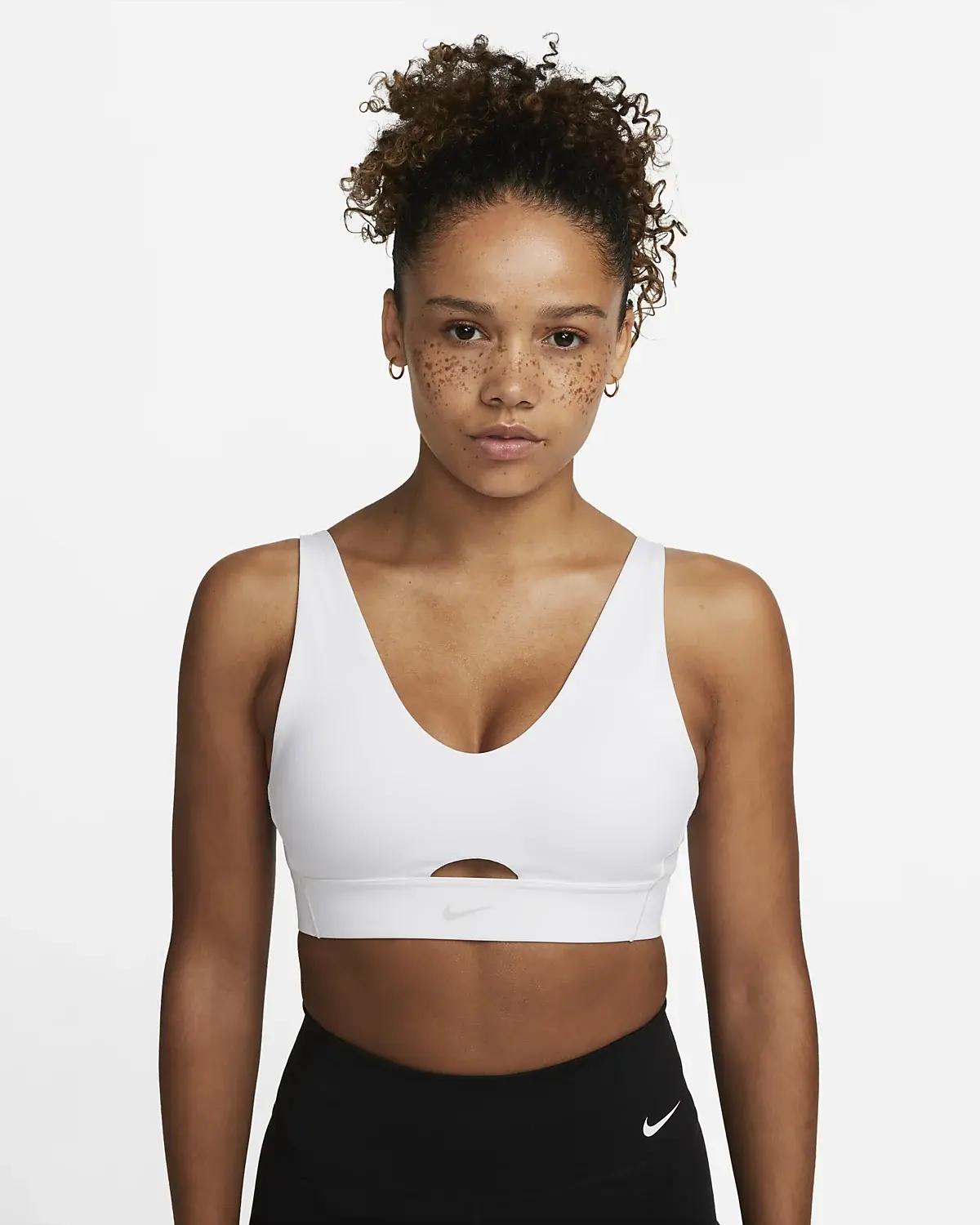 Nike Brassière plongeante ajourée Nike Indy. 1