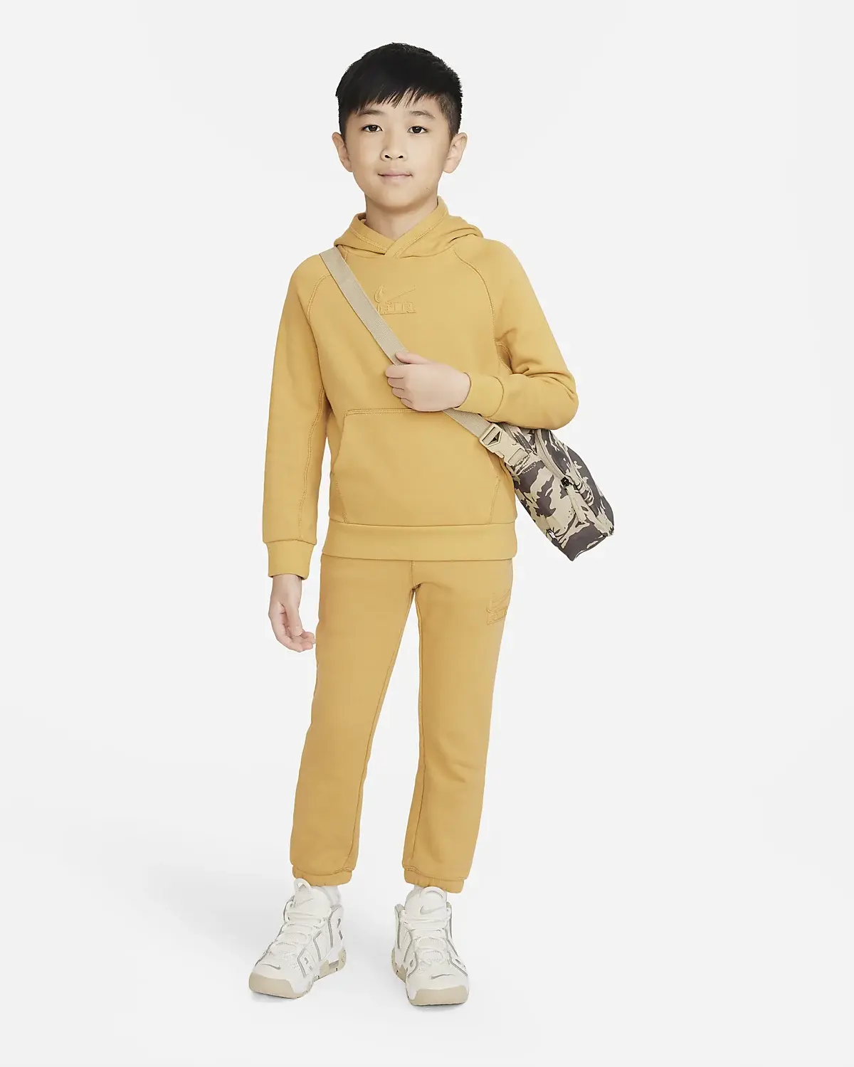 Nike Sportswear Air Pullover and Pants Set. 1