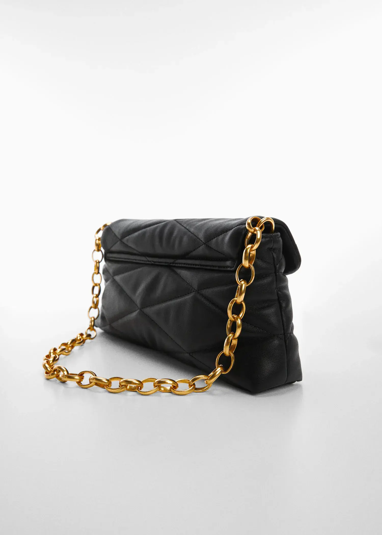 Mango Quilted bag with chain handle. 2
