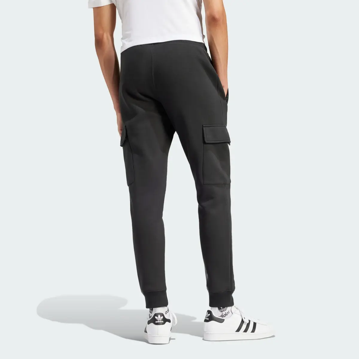 Adidas Pantaloni Trefoil Essentials Cargo. 2