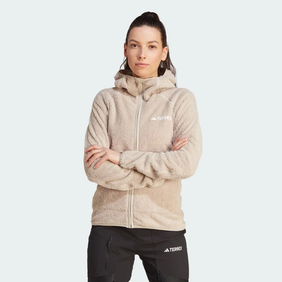 Adidas CHAQUETA CON CAPUCHA TERREX TECHROCK REVERSIBLE HIGH PILE FLEECE. 2