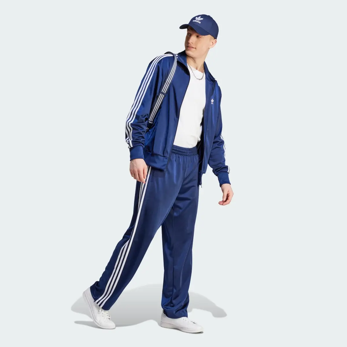 Adidas Track pants adicolor Classics Firebird. 3