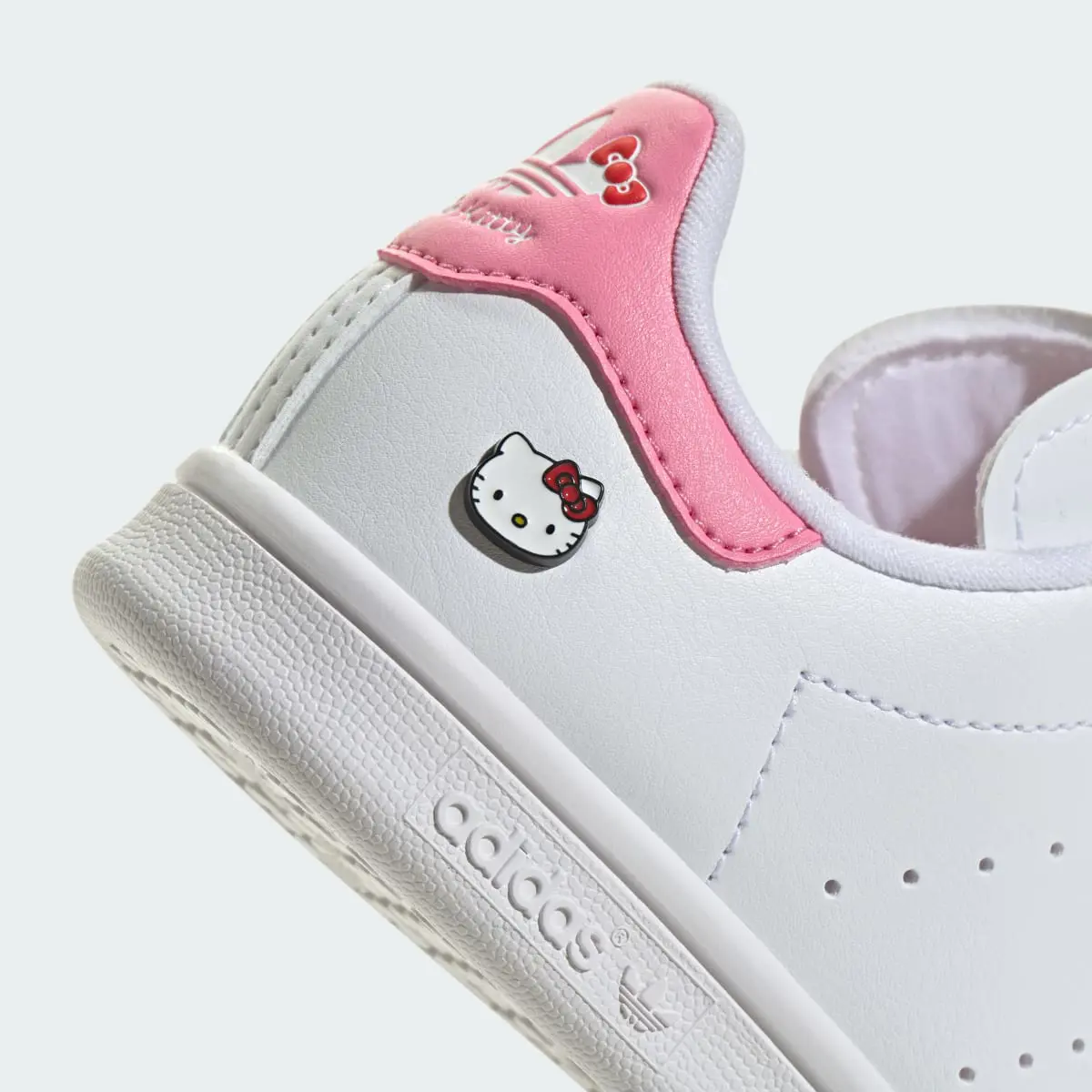 Adidas Originals x Hello Kitty Stan Smith Shoes Kids. 3