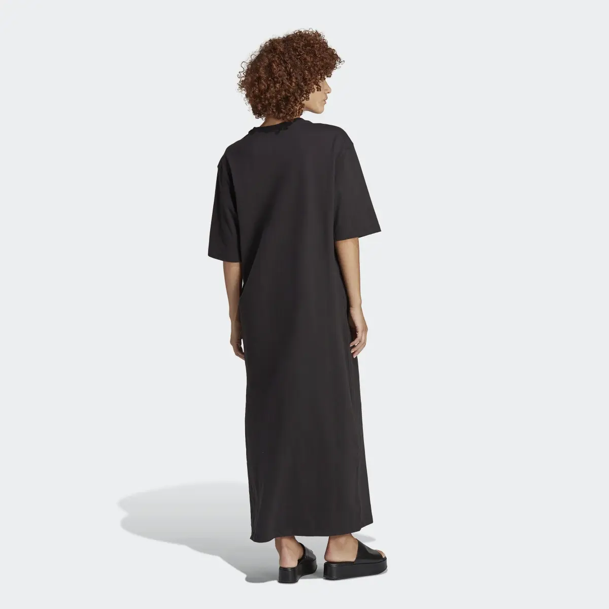 Adidas Premium Essentials Dress. 3