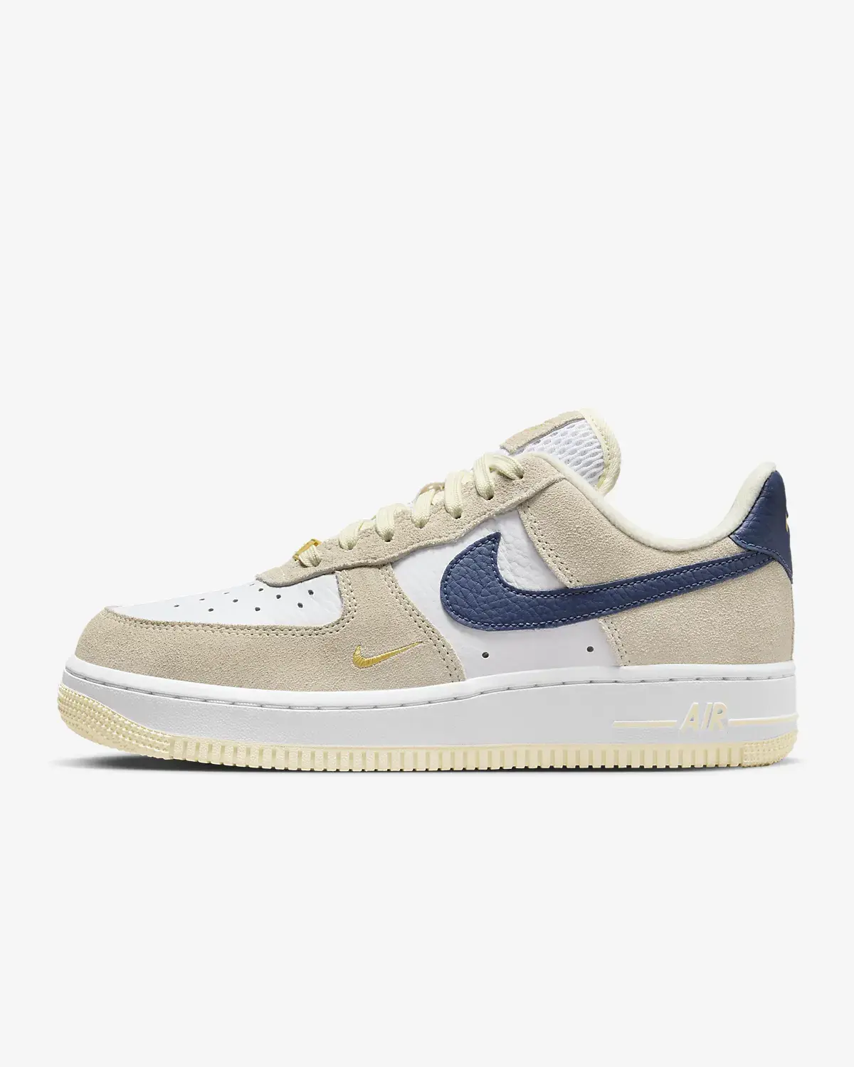 Nike Air Force 1 '07. 1