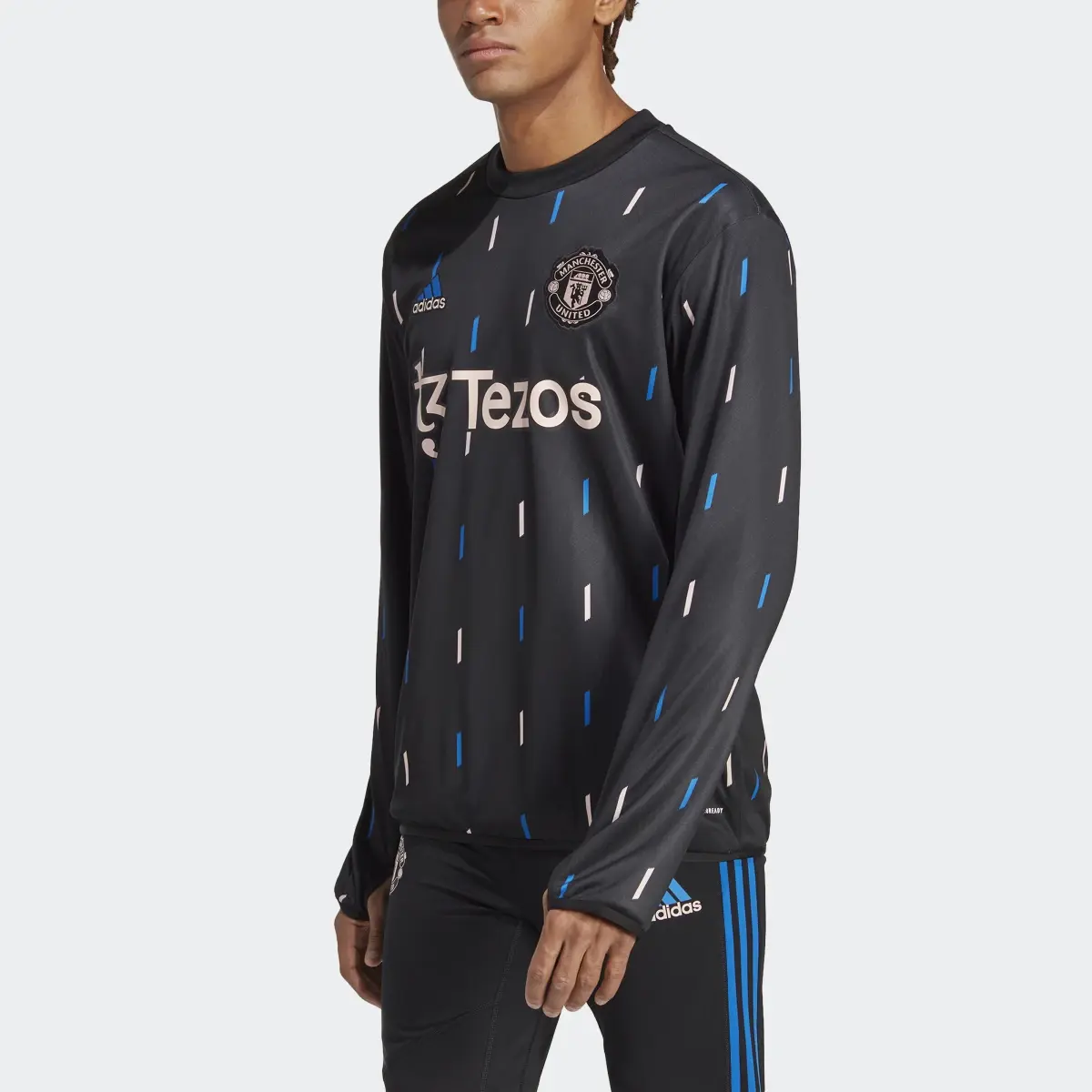 Adidas Haut d'échauffement chaud Manchester United. 1