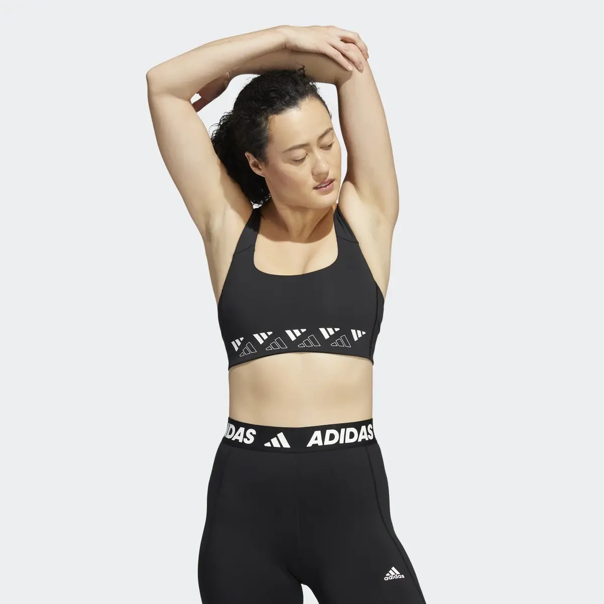 Adidas Powerimpact Training Medium-Support Logo Bra. 2