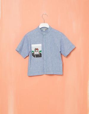 Short Sleeved Blue Shirt With Embroidery Detail Judge Collar