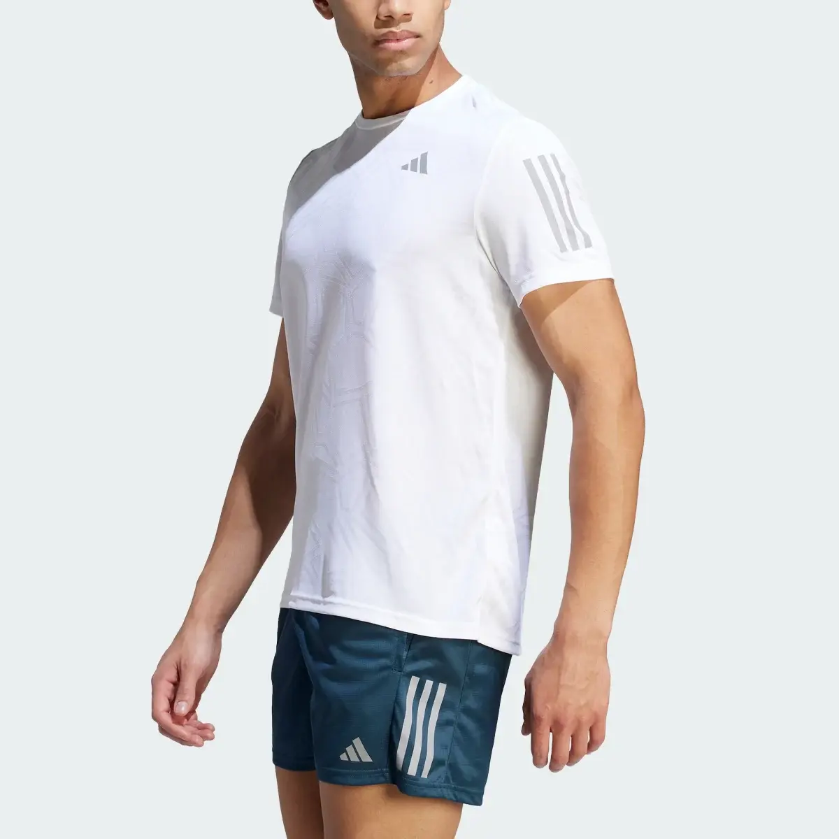 Adidas T-shirt Own the Run Carbon Meastured. 1