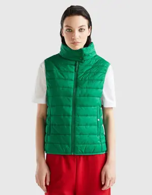 sleeveless puffer jacket with recycled wadding