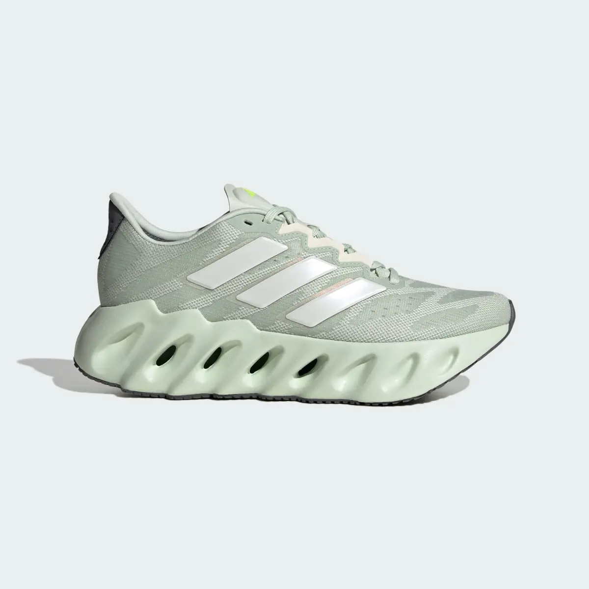 Adidas Tenis de Running Switch FWD. 2