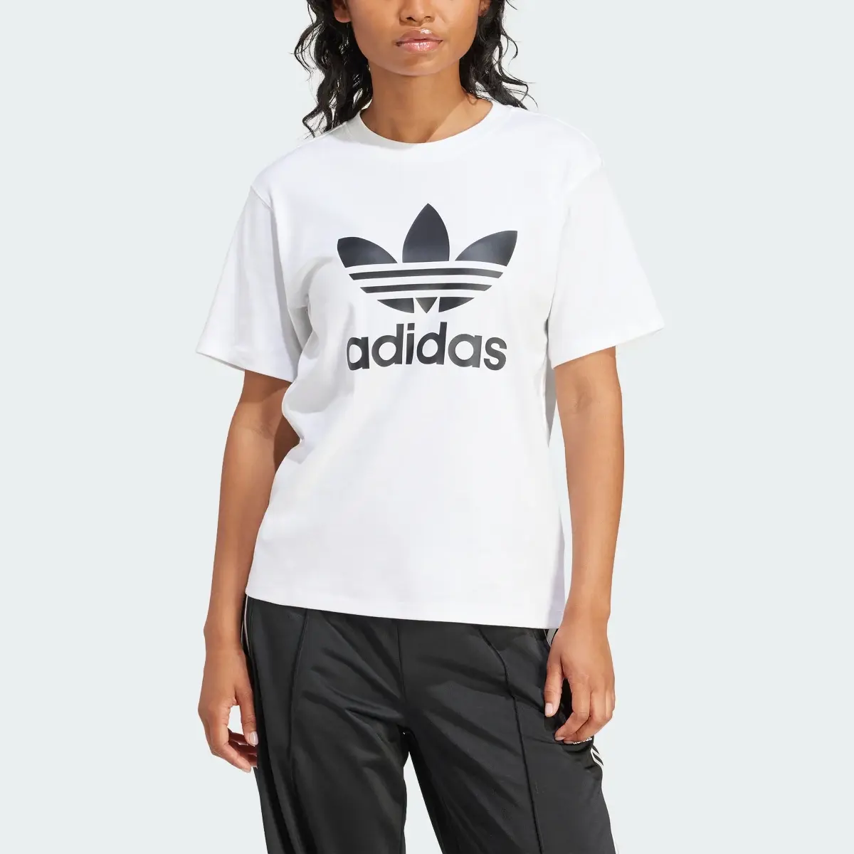 Adidas Trefoil Regular Tişört. 1