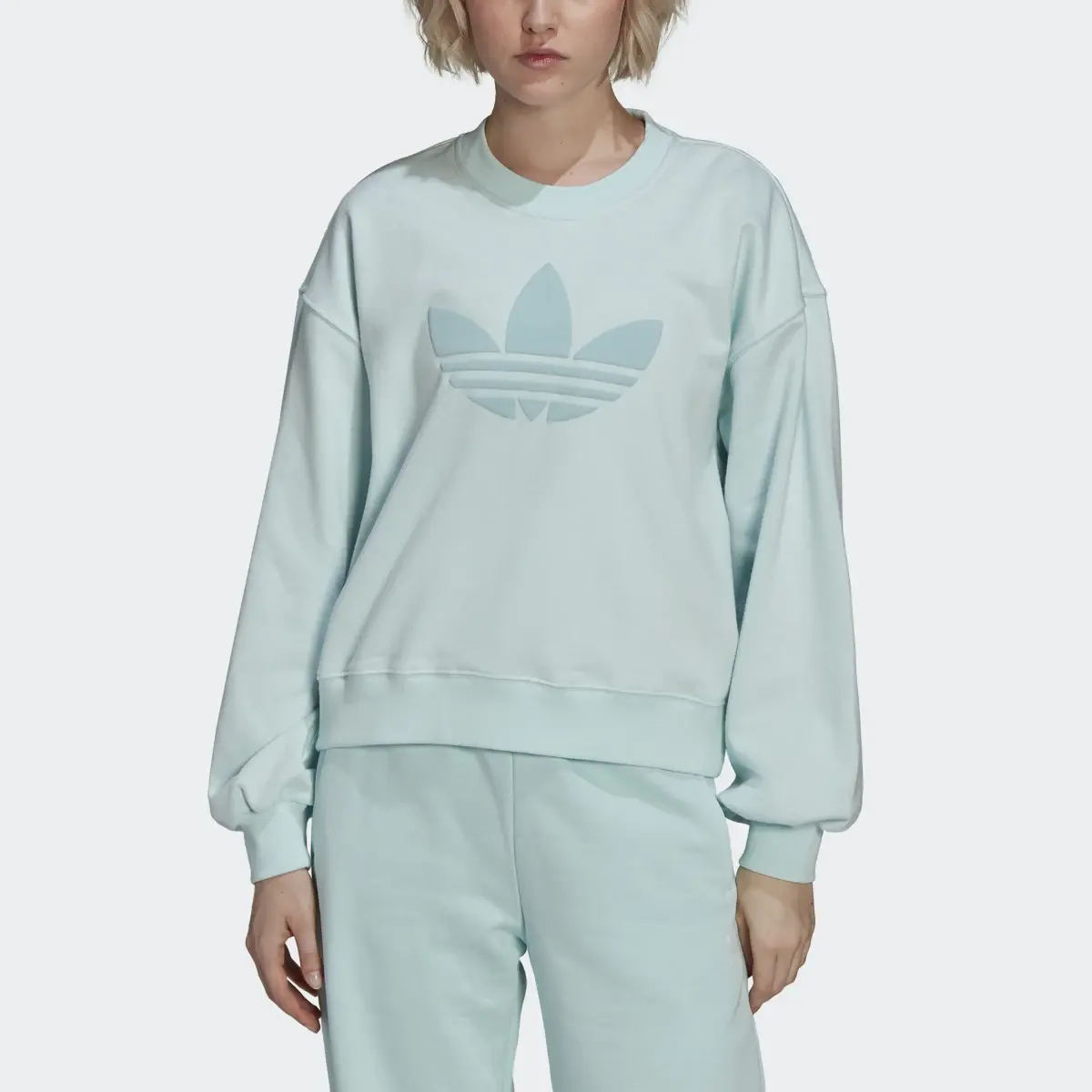 Adidas Crew Sweatshirt. 1