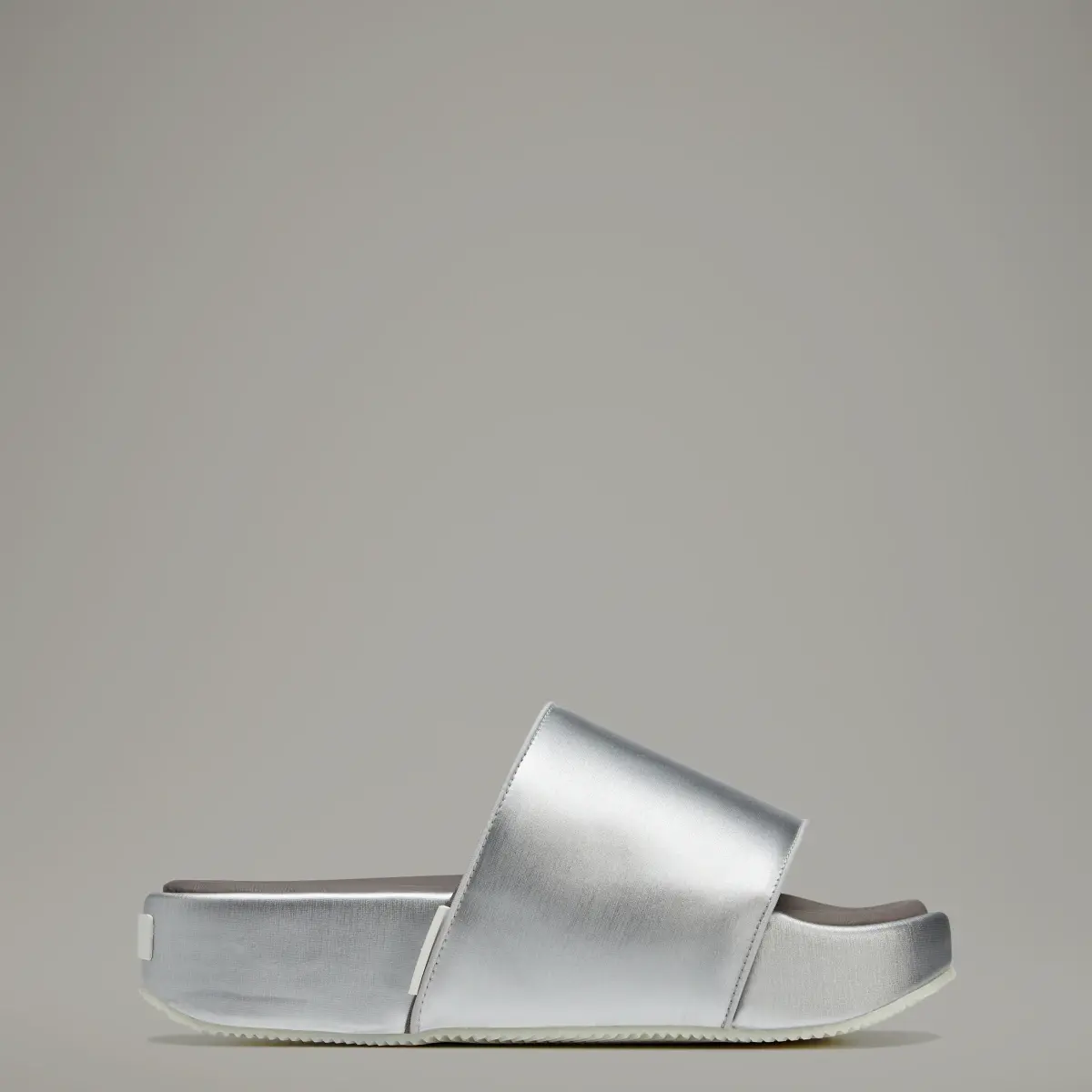 Adidas Y-3 SLIDE. 1