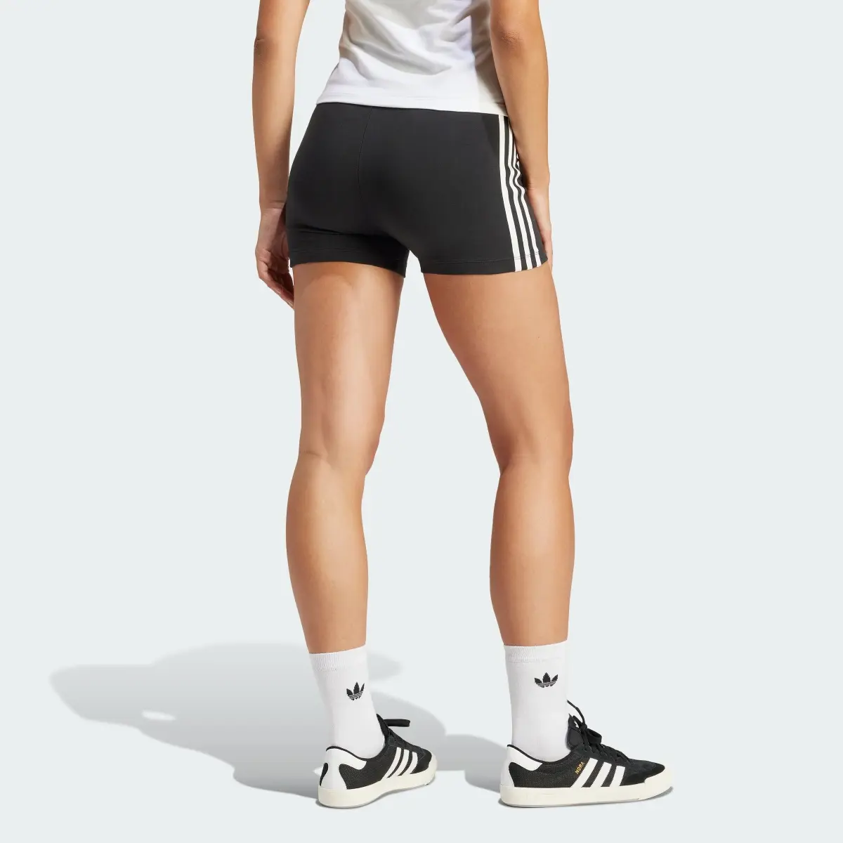 Adidas Adicolor 3-Stripes 1/4 Leggings. 2