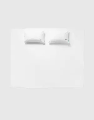 set of white double bed sheets