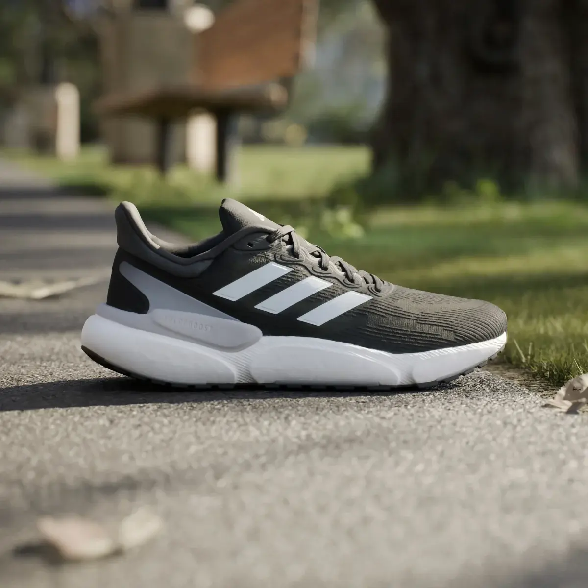 Adidas SolarBoost 5 Ayakkabı. 2