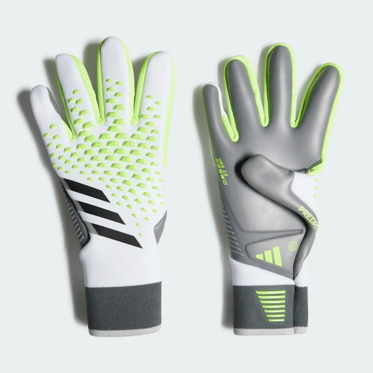 Adidas Predator Pro Goalkeeper Gloves. 3