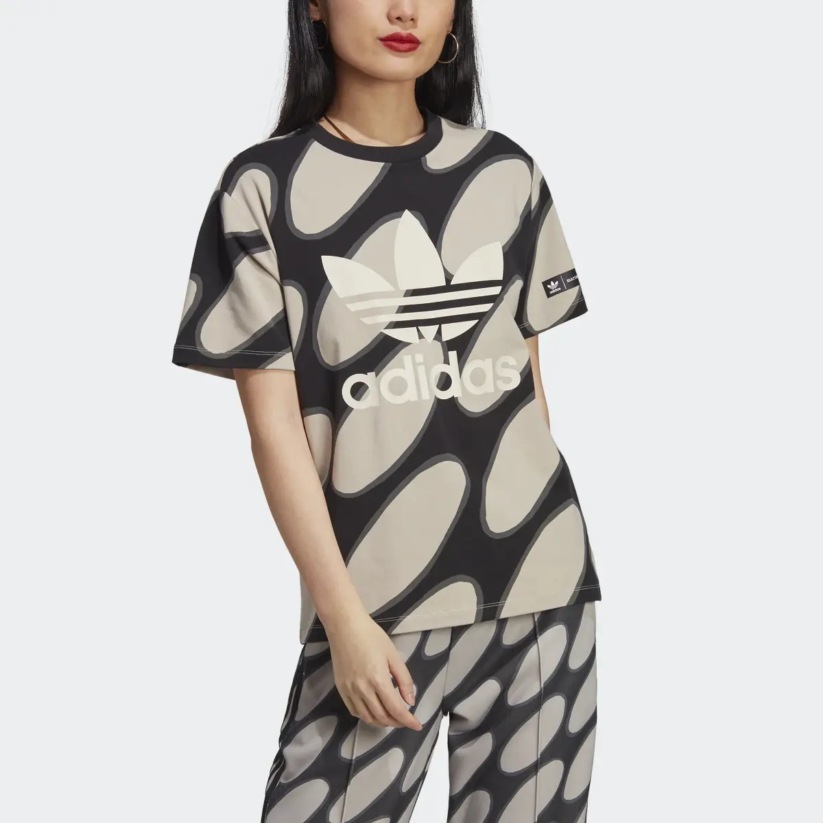 Adidas Playera Estampada Marimekko. 1