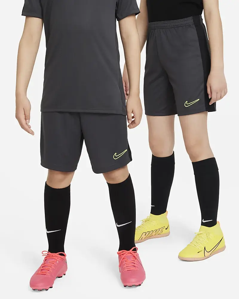 Nike Dri-FIT Academy23. 1