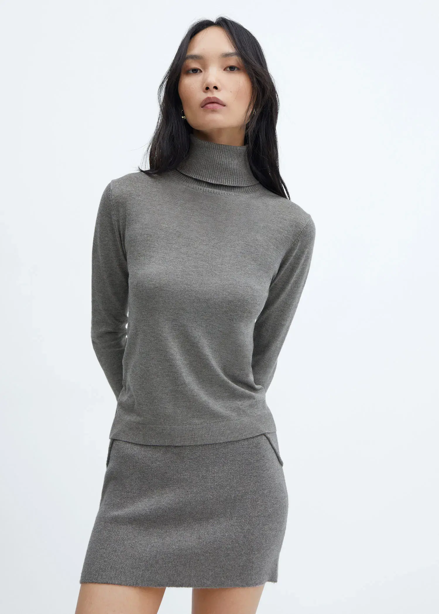 Mango Fine-knit turtleneck sweater. 2