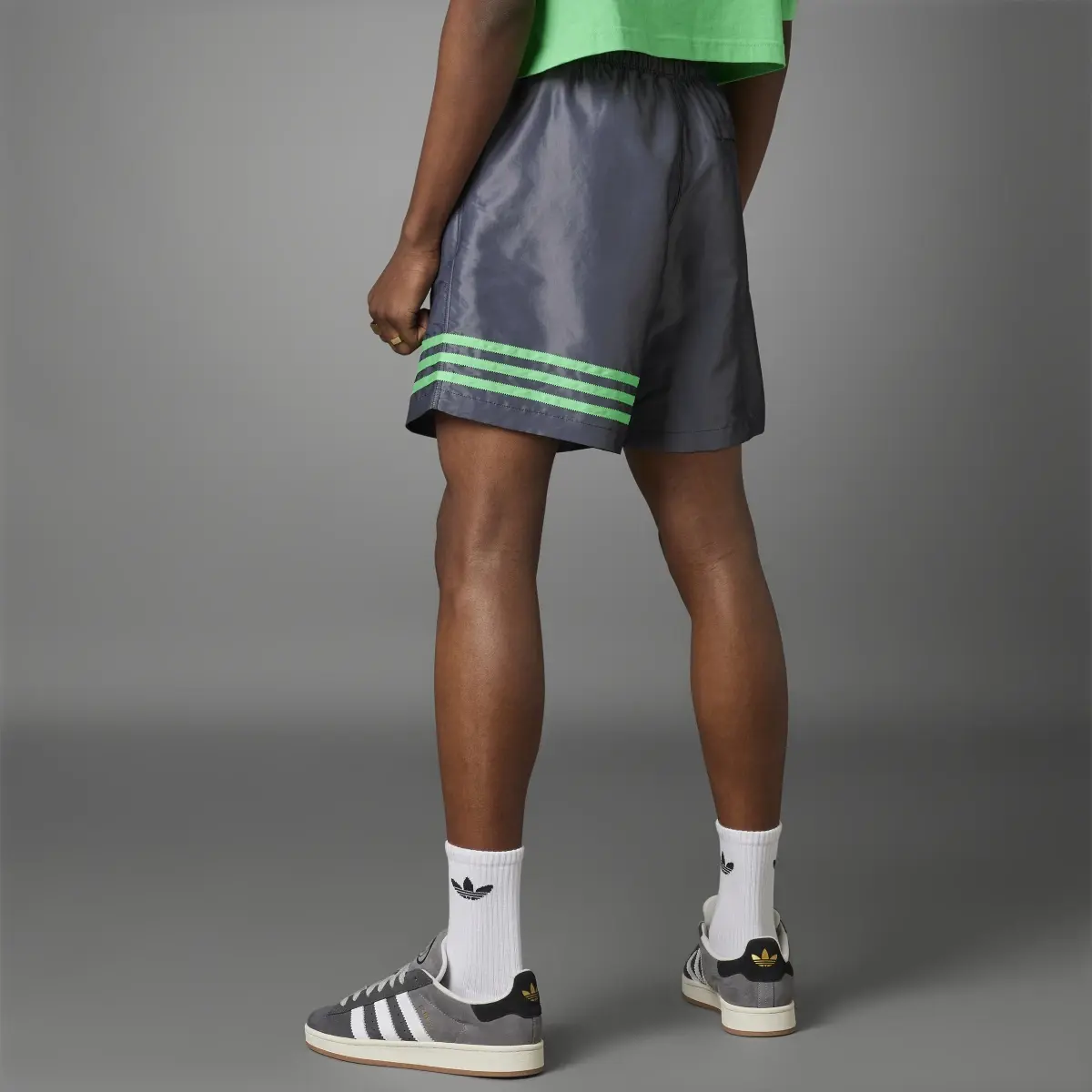 Adidas Adicolor Neuclassics Shorts. 2