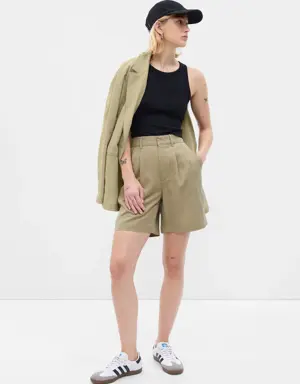 SoftSuit Pleated Shorts beige