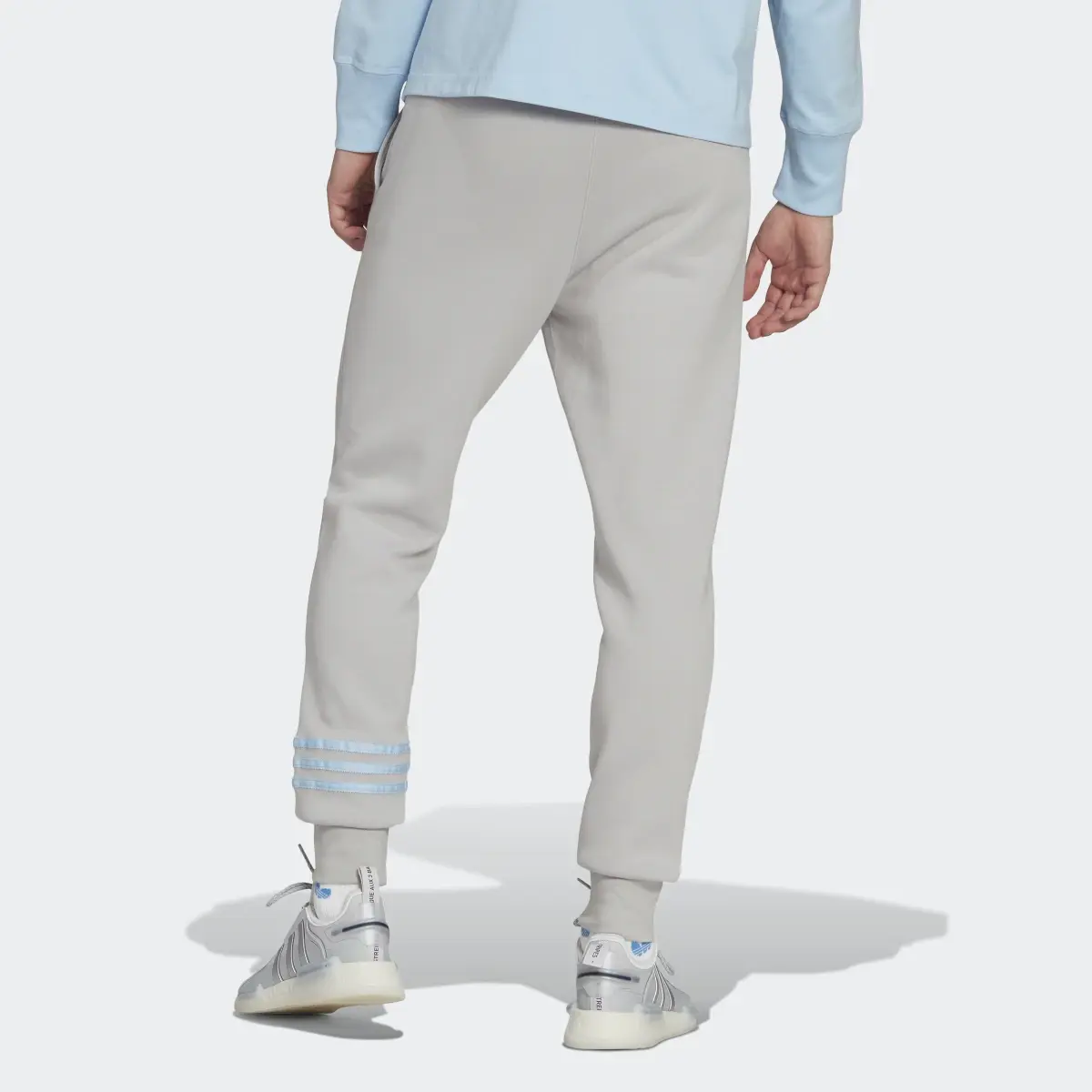Adidas Adicolor Neuclassics Sweatpants. 2